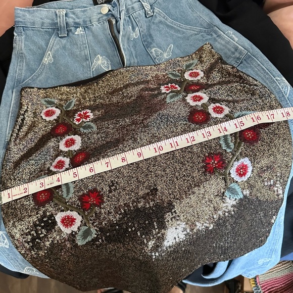 Guess Women’s Topeka Sequin Skirt - M - Picture 10 of 12